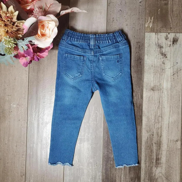 Jessica Simpson Toddler Girl Size 18m Skinny Jeans Medium Wash Blue Raw Hem - Picture 8 of 15